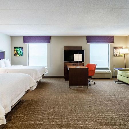 Hampton Inn & Suites Chicago - Лібертівіл Екстер'єр фото