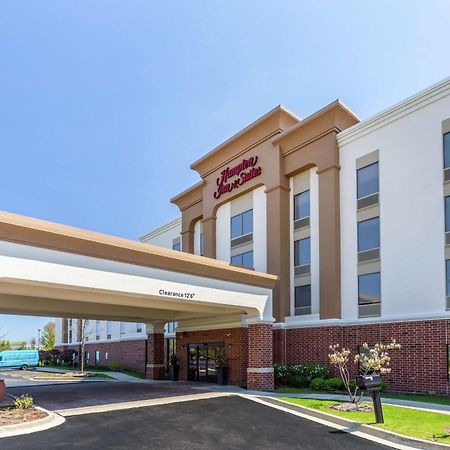 Hampton Inn & Suites Chicago - Лібертівіл Екстер'єр фото