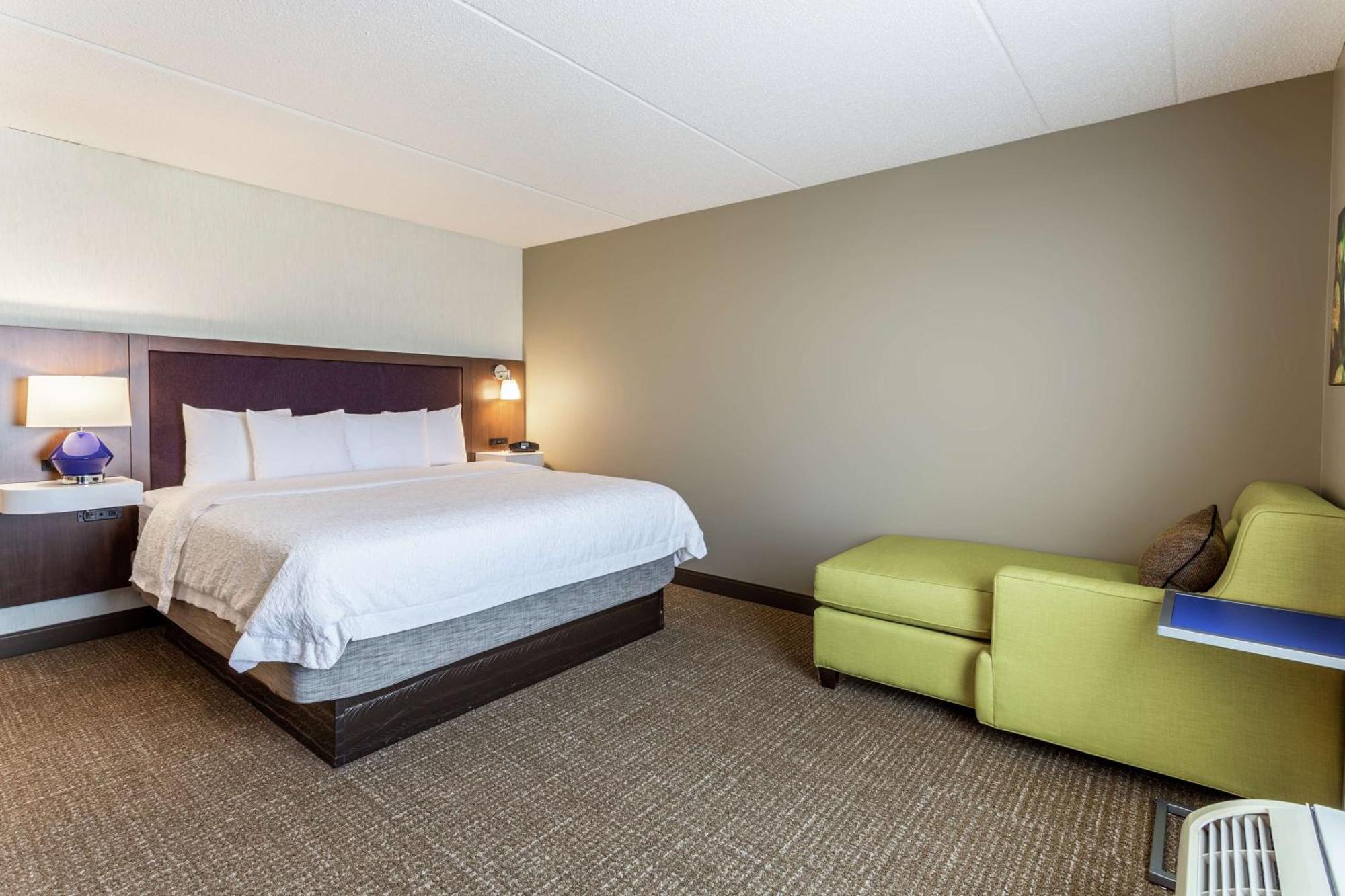 Hampton Inn & Suites Chicago - Лібертівіл Екстер'єр фото