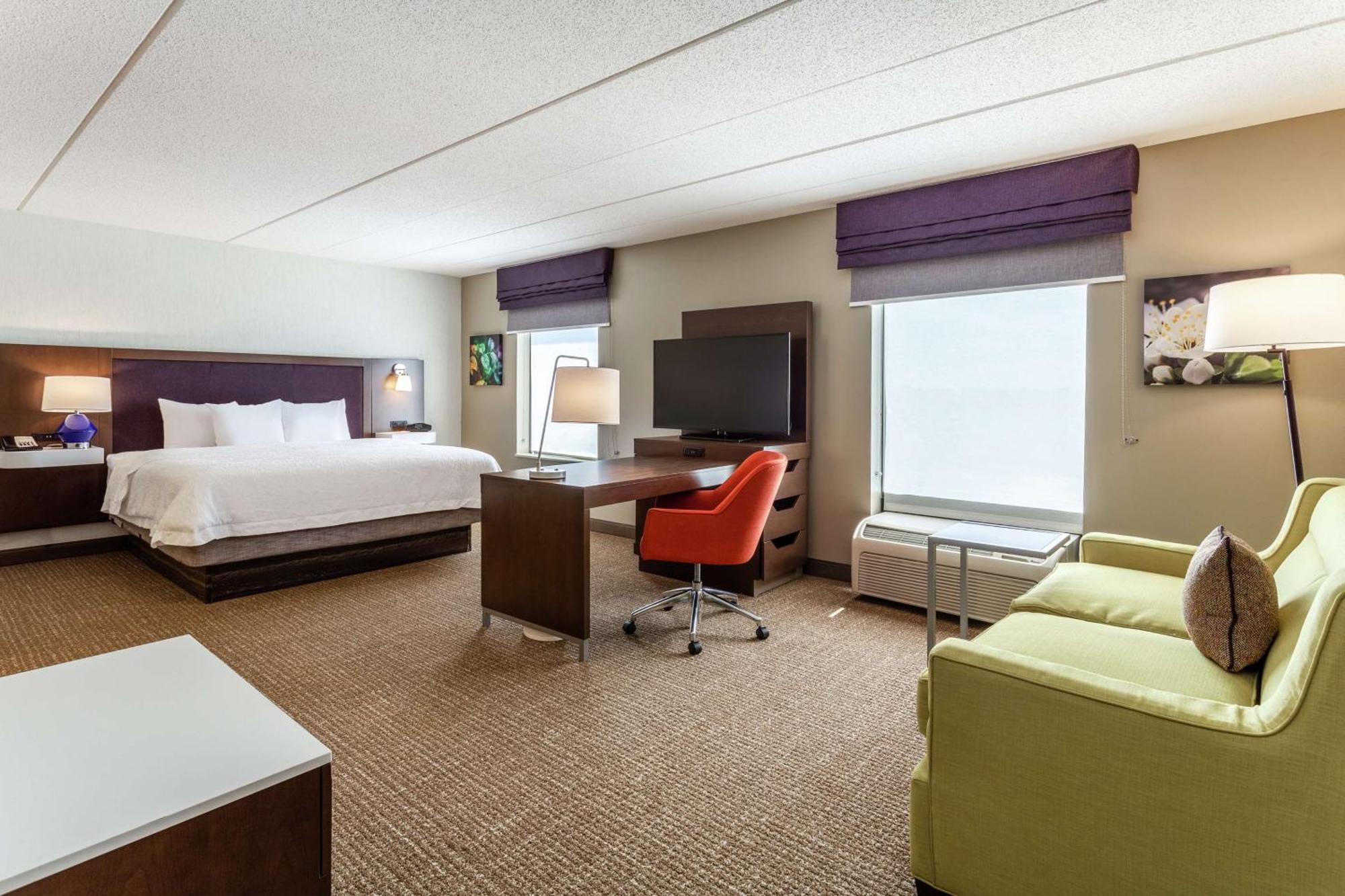 Hampton Inn & Suites Chicago - Лібертівіл Екстер'єр фото