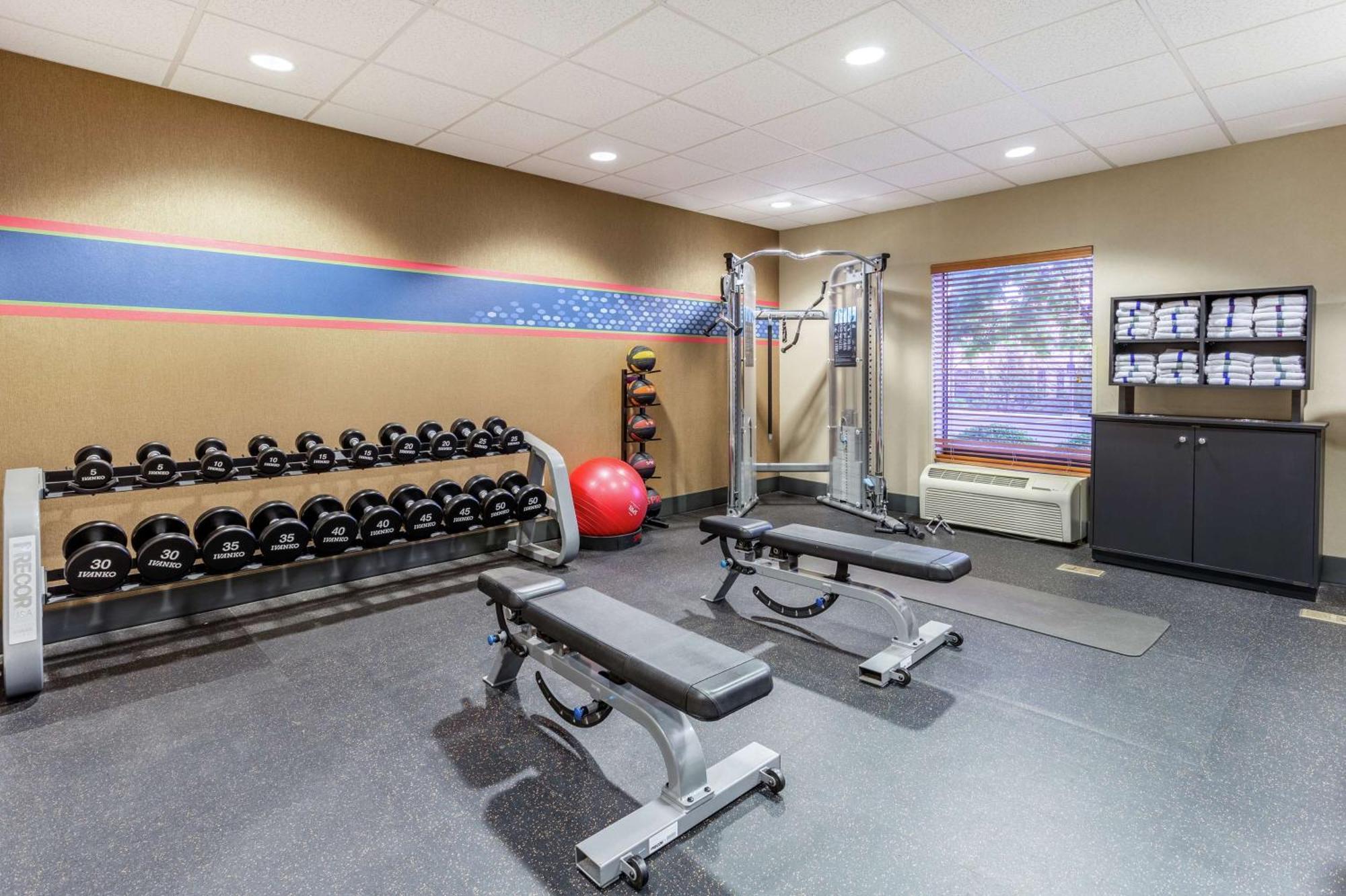 Hampton Inn & Suites Chicago - Лібертівіл Екстер'єр фото