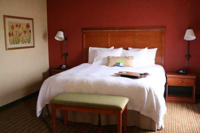 Hampton Inn & Suites Chicago - Лібертівіл Номер фото