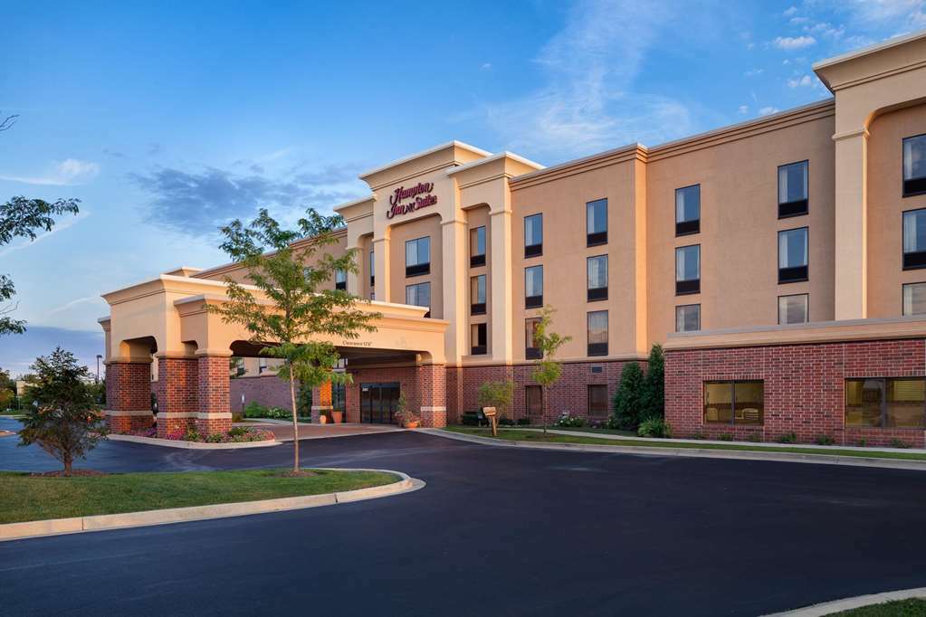 Hampton Inn & Suites Chicago - Лібертівіл Екстер'єр фото