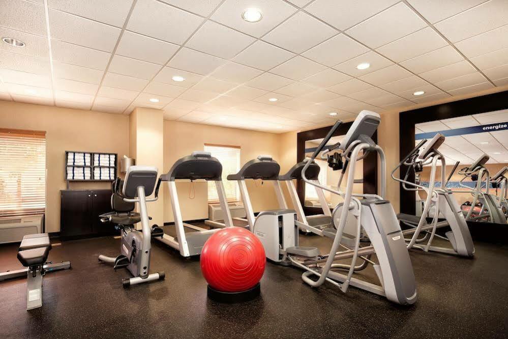 Hampton Inn & Suites Chicago - Лібертівіл Екстер'єр фото
